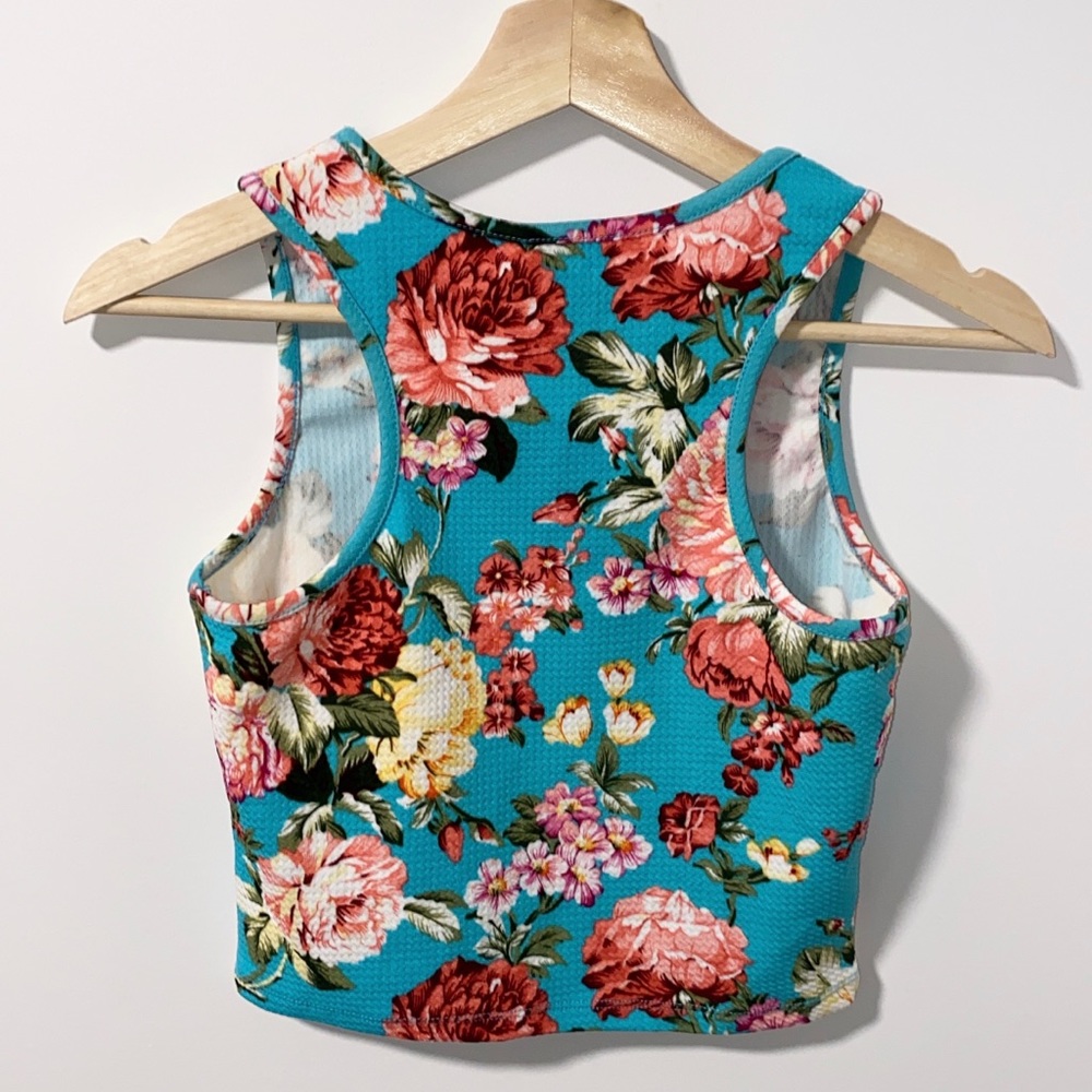Floral Cropped Top - Picture 3 of 3